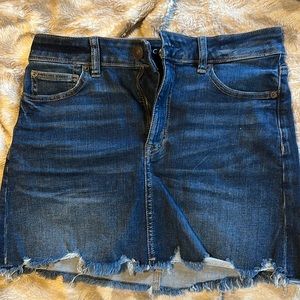 Size 8 American Eagle skirt
